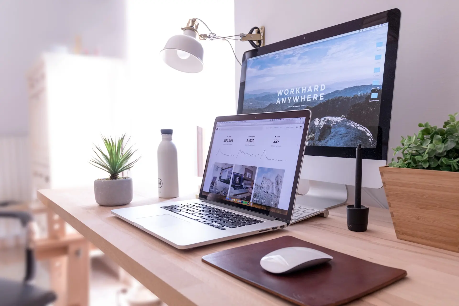21 Benefits of Remote Work for Employees and Employers